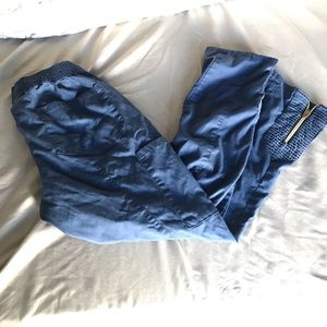 Xs Jaanuu scrub pants